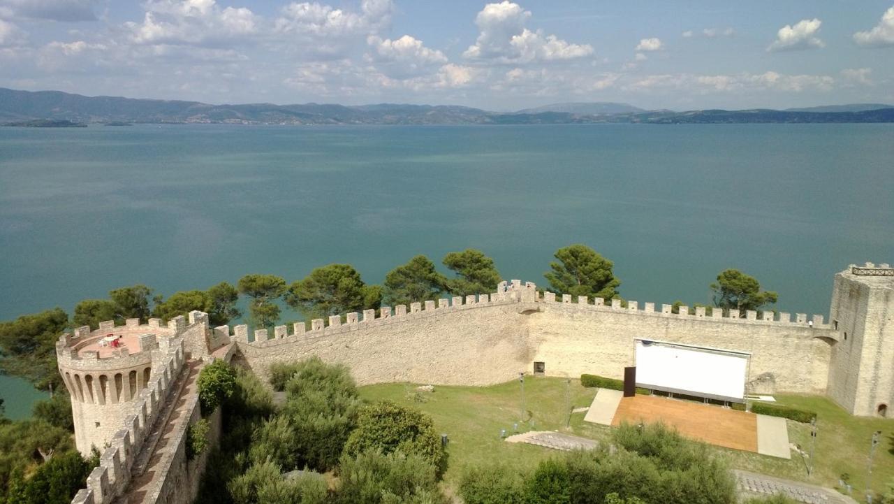 Hotel Trasimeno Bittarelli กัสติลโยเน เดล ลาโก ภายนอก รูปภาพ